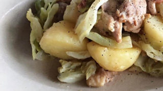 新じゃがと春キャベツの梅蒸し