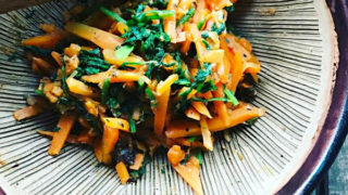 新人参のゴマ味噌和え