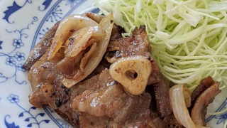 豚バラ肉のスタミナトンテキ