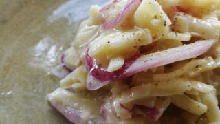 アルザス風チーズのサラダ