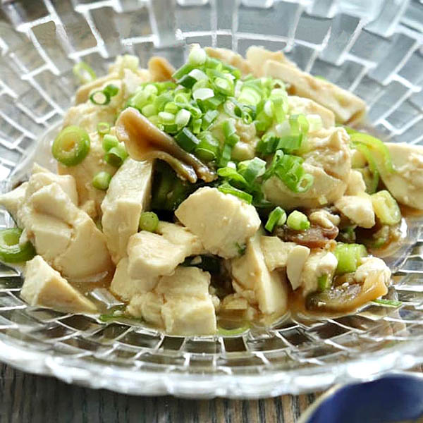 ザーサイと豆腐の簡単和え物