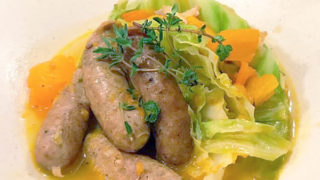 旬の春キャベツとソーセージのブレゼ