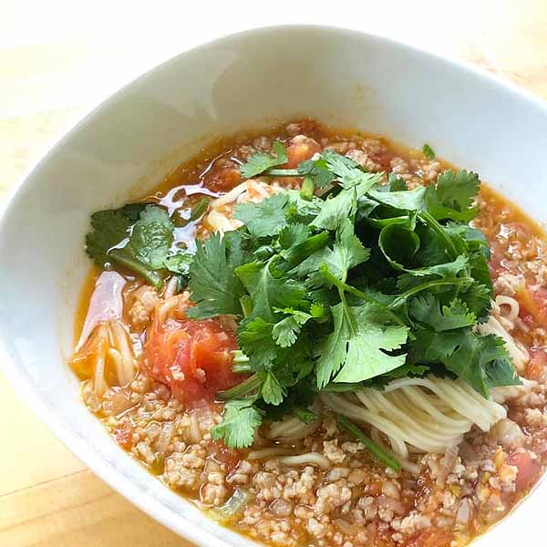 トマト酸辣湯麺