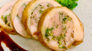 鶏肉のガランティーヌ