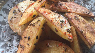 クミンシードポテトフライ