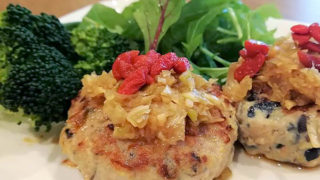 ひき肉と黒豆のハンバーグ