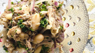 鯖缶と豆のサラダ