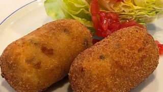 飯能産里芋のコロッケ