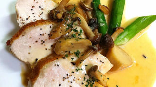 鶏胸とキノコのフリカッセ