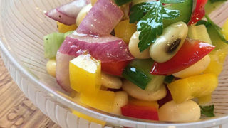 お豆と野菜のマリネ