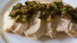 アレンジ自在なゆで鶏