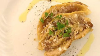 自家製サルシッチャと竹の子のミルフィーユ仕立て