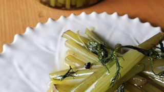 蕗のハービーオイル漬け