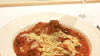 鶏もものトマト煮込み