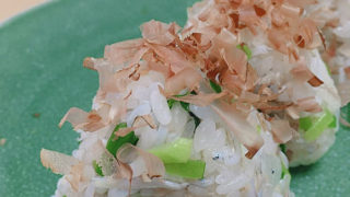 小松菜とツナのおむすび